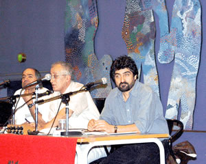 2000-cong3-12.jpg (203kb)